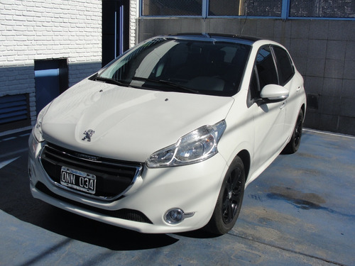 Peugeot 208 Allure 1,6 N Touchscreen 2015 Igual A Okm