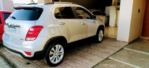 Imagen 2 de 15 de Chevrolet Tracker Premier 2018