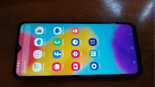 Samsung Galaxy M13 128gb Tela Trincada Coral-claro (Usado)