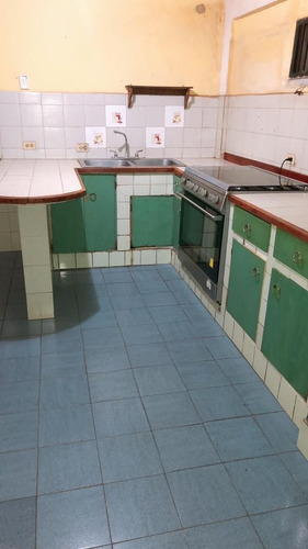 Imagen 4 de 7 de Casa En Urb. La Isabelica Cod. Indic-1315