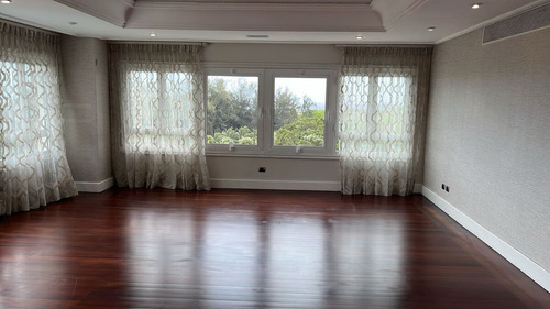 Apartamento En Los Cacicazgos, Santo Domingo