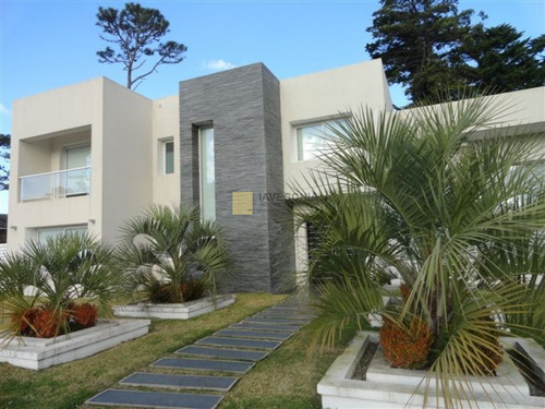 Imagen 28 de 30 de Venta De Casa De 4 Dormitorios En Boulevard Park
