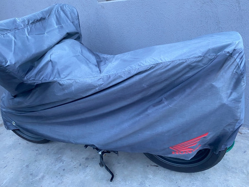 Imagen 6 de 6 de Honda Cb190 Negra. Como Nueva. 2017. 4970 Kms