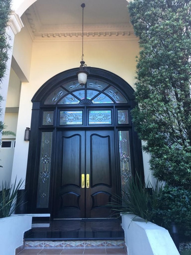 Imagen 11 de 21 de Majestuosa Residencia En La Parte Mas Exclusiva De Arroyo Ho