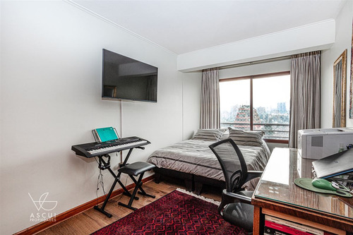 Departamento En Venta De 4 Dorm. En Las Condes