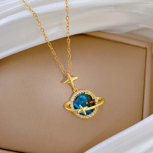 Cadena De Acero Dorado Con Dije Saturno Dorado