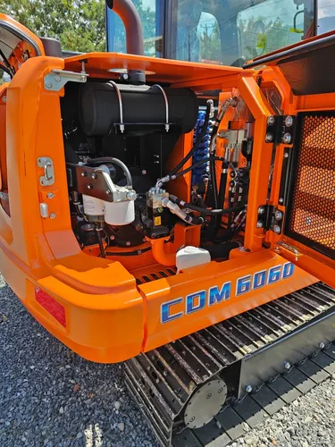 Excavadora Lonking Cdm6060