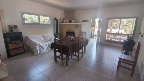 Imagen 14 de 22 de En Venta. Moderna Quinta Barrio Real De Junin, Provincia De Buenos Aires. Calle Los Nardos