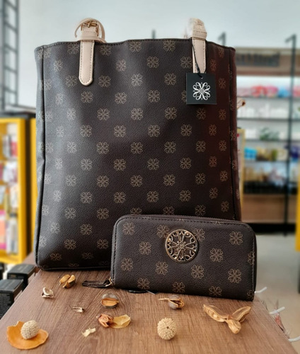 Bolsa Sacola Mailyn Signature Colletion Cor Marrom