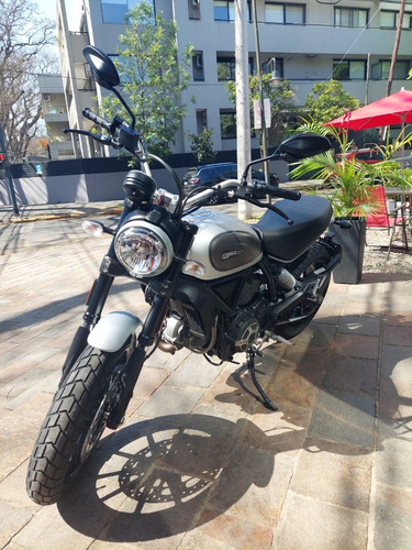Imagen 5 de 17 de Ducati Scrambler Icon 800cc Año 2018. 850 Km. San Isidro