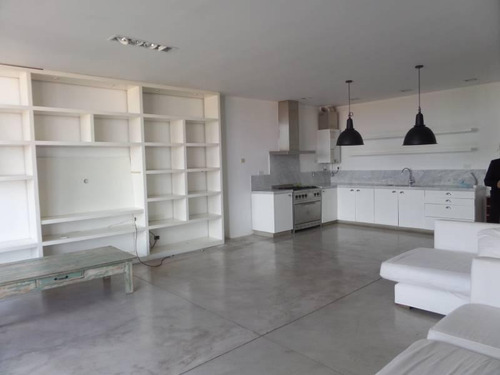 Imagen 3 de 7 de Departamento De Categoría De 2 Ambientes Con Balcón , Cochera Y Baulera. Muy Exclusivo. Martinez . San Isidro