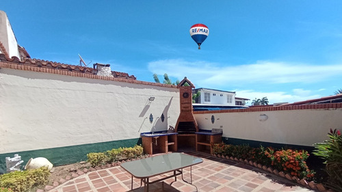 Imagen 21 de 28 de Re/max 2mil Alquila Townhouse En Urb. Paraiso Ii, Agua Marina Coutry Club