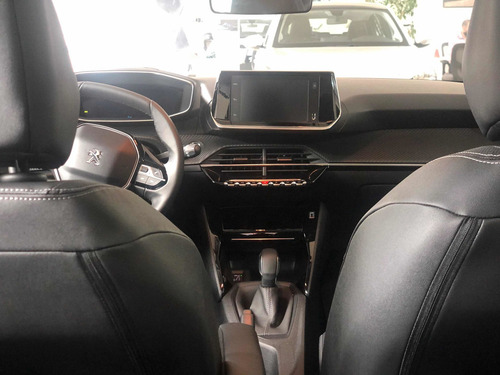 Peugeot 208 1.6l Feline Tiptronic