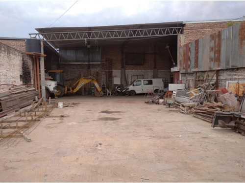 Imagen 2 de 6 de Importante Galpón En Venta Sobre Av. Peñaloza
