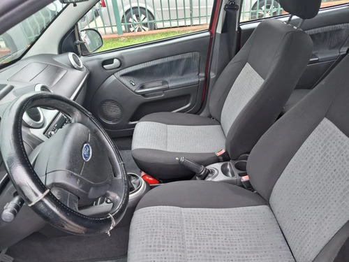 Ford Fiesta Sedan 1.6 Fly Flex 4p