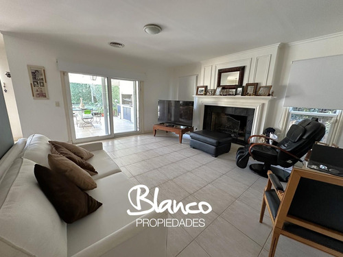 Casa En Venta En La Lomada, Pilar, G.b.a. Zona Norte