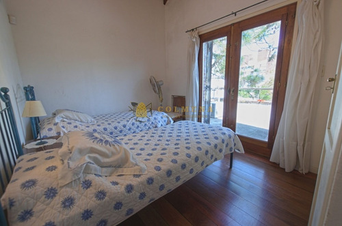 Casa En Venta San Rafael, Con Piscina- Ref: 3875