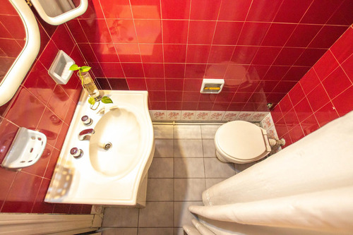 Imagen 9 de 30 de Casa 6 Ambientes Y Medio En Venta En Caseros Centro