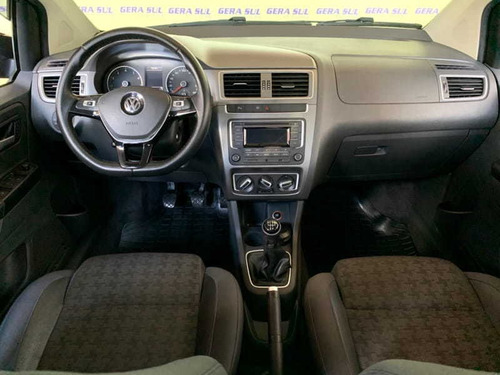 Volkswagen Fox Comfortline 1.0 Mi Flex 4p. Mec 2016/201