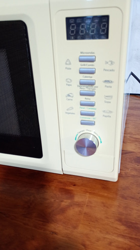 Horno Microondas Digital Philco Mpg8226 - 26l. (Usado)