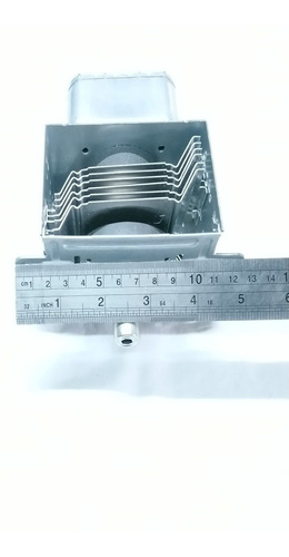 Imagen 5 de 9 de Magnetron Repuesto Para Microondas ( Ver Fotos )