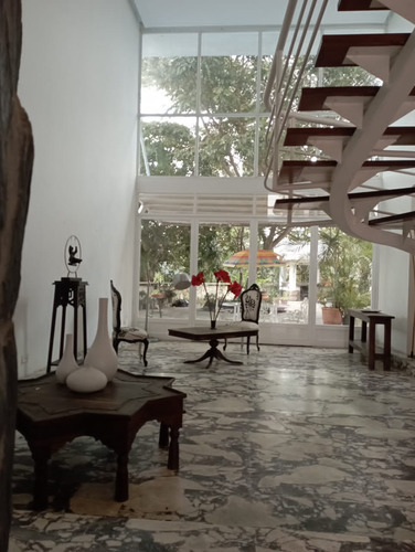 Venta Quinta En La Urb. Bosque De La Lagunita. El Hatillo. Milthonhouse53