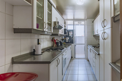 Departamento En Venta De 3 Dorm. En Las Condes