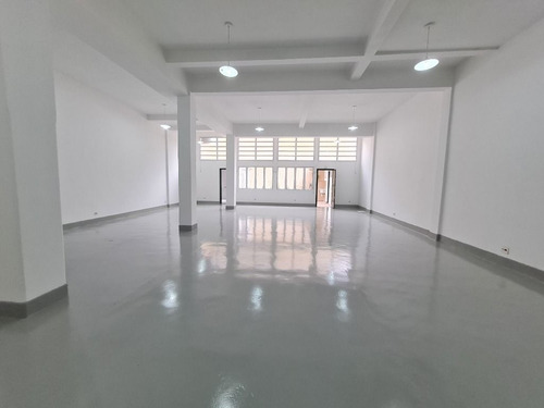 Imagem 1 de 6 de Galpão Para Alugar, 240 M² Por R$ 8.500,00/mês - Barra Funda - São Paulo/sp - Ga0007