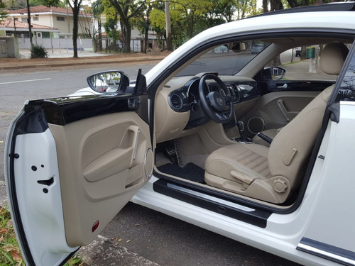 Volkswagen Fusca 2.0t 2013/2013 Com Teto Solar. Única Dona.
