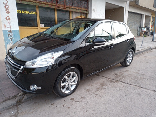 Imagen 1 de 12 de Peugeot 208 1.5 Allure 2015