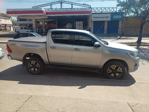 Toyota Hilux 2.8 Cd Srx 177cv 4x4 At