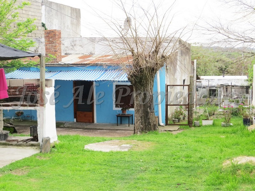Imagen 3 de 10 de En Venta Dos Casas En Un Mismo Padrón Colonia Del Sacramento