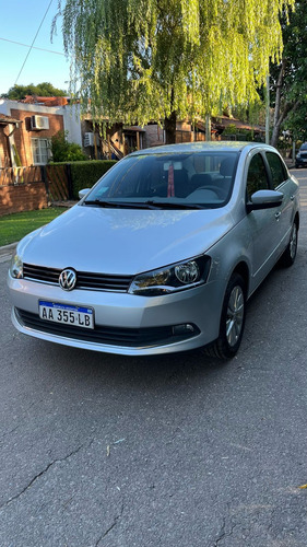 Volkswagen Voyage 1.6 Highline 101cv