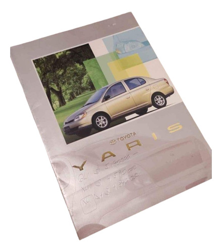 Catálogo Folleto Toyota Yaris Sedan Mk1 1999 Impreso Japón