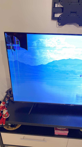 Imagen 2 de 4 de Televisor Hisense 50 Pulgada Pantalla Rota