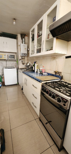 Depto En Venta De 2 Dorm., 1 Baño, Ñuñoa, Cerca Metro Ñuble.