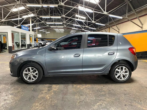 Renault Sandero 1.6 Privilege 105cv