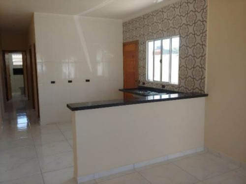 Imagem 4 de 17 de Casa No Bairro Jardim Grandesp, Em Itanhaém, Litoral Sul De São Paulo, Localizada No Lado Praia À 900 Metros Do Mar, Em Rua Calçada. Imóvel Com 180 M² De Terreno Sendo 76,28 M² De Área Construída. Pos