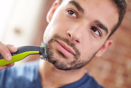 Imagen 9 de 10 de Afeitadora Cortabarba Philips Oneblade Cortadora Peine Barba - Afeita Cara Rostro - Suave - Precision -garantia Oficial