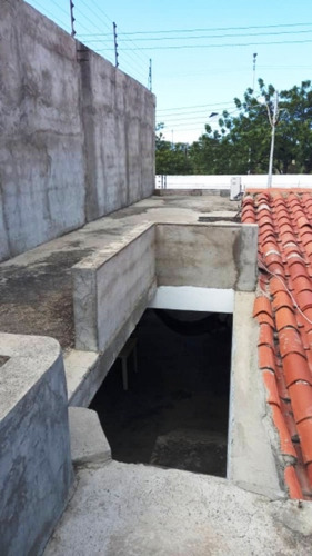 Imagen 11 de 12 de Casa Urbanización Villa Dorada Ii Final Av. Carúpano