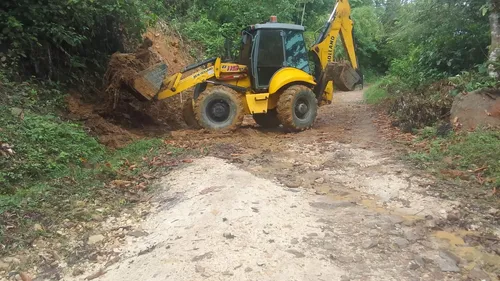 Retroexcavadora New Holland B115b 4x4
