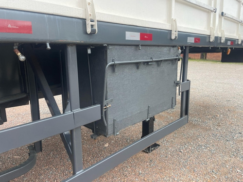 Carreta Grade Baixa Porta Container Ano 08