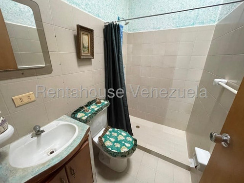 Venta De Casa En Urb El Recreo Cabudare Codigo 2 5 1 2 7 9 9 Mildred, Hermosa Casa Familiar En Venta En Urbanizacion Privada De Cabudare Donde Podrás Disfrutar De Comodidad, Excelente Ubicacion