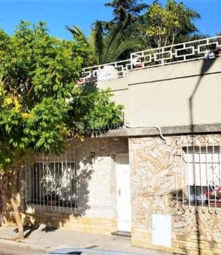 Venta Ph 3 Ambientes Con Gran Terraza En Villa Sarmiento.