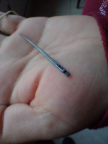 Imagen 4 de 4 de Aguja Coser Cuero Tiento Con Ojal Herramientas Talabartería