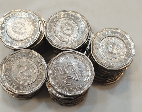 Lote De 50 Monedas De 25 Pesos  De Los Años Sesenta