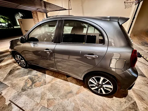 Nissan March 1.6 Exclusivo At