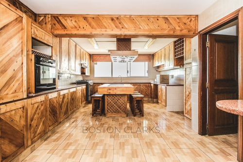 Imagen 8 de 30 de Apartamento En Alquiler Rambla De Punta Carretas: 4 Dormitorios + Serv Y 2gge