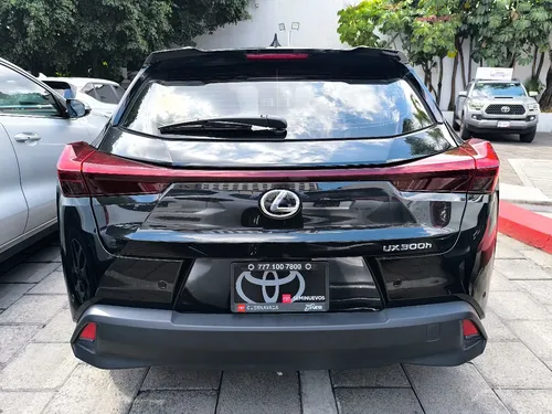 Lexus UX 5p 300h HEV L4/2.0 Aut