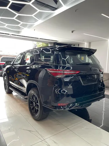 Toyota Fortuner Gr 2024